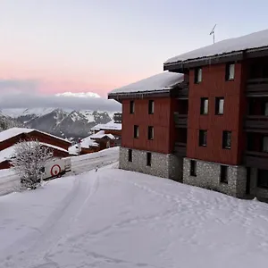 https://bright-23-m-nest-with-balcony.hotels-rhonealpes.com